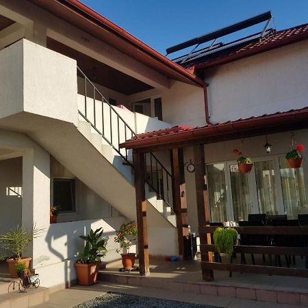 ホテル Casa Dragon スリナ エクステリア 写真
